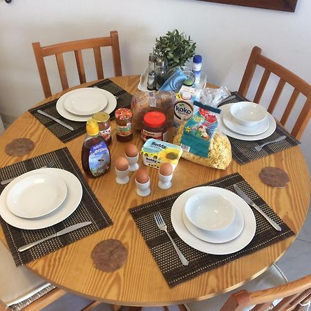 Guest House 拉纳卡 外观 照片